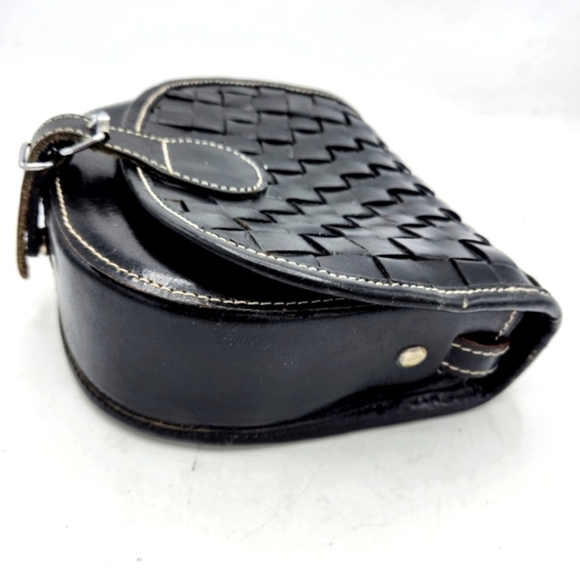 Pier 1 Vintage Weaved Black Leather Crossbody Purse. - Picture 5 of 13